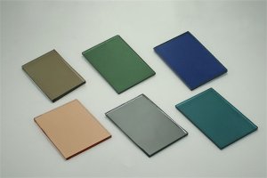 有色玻璃 (3) 有色玻璃 (3)